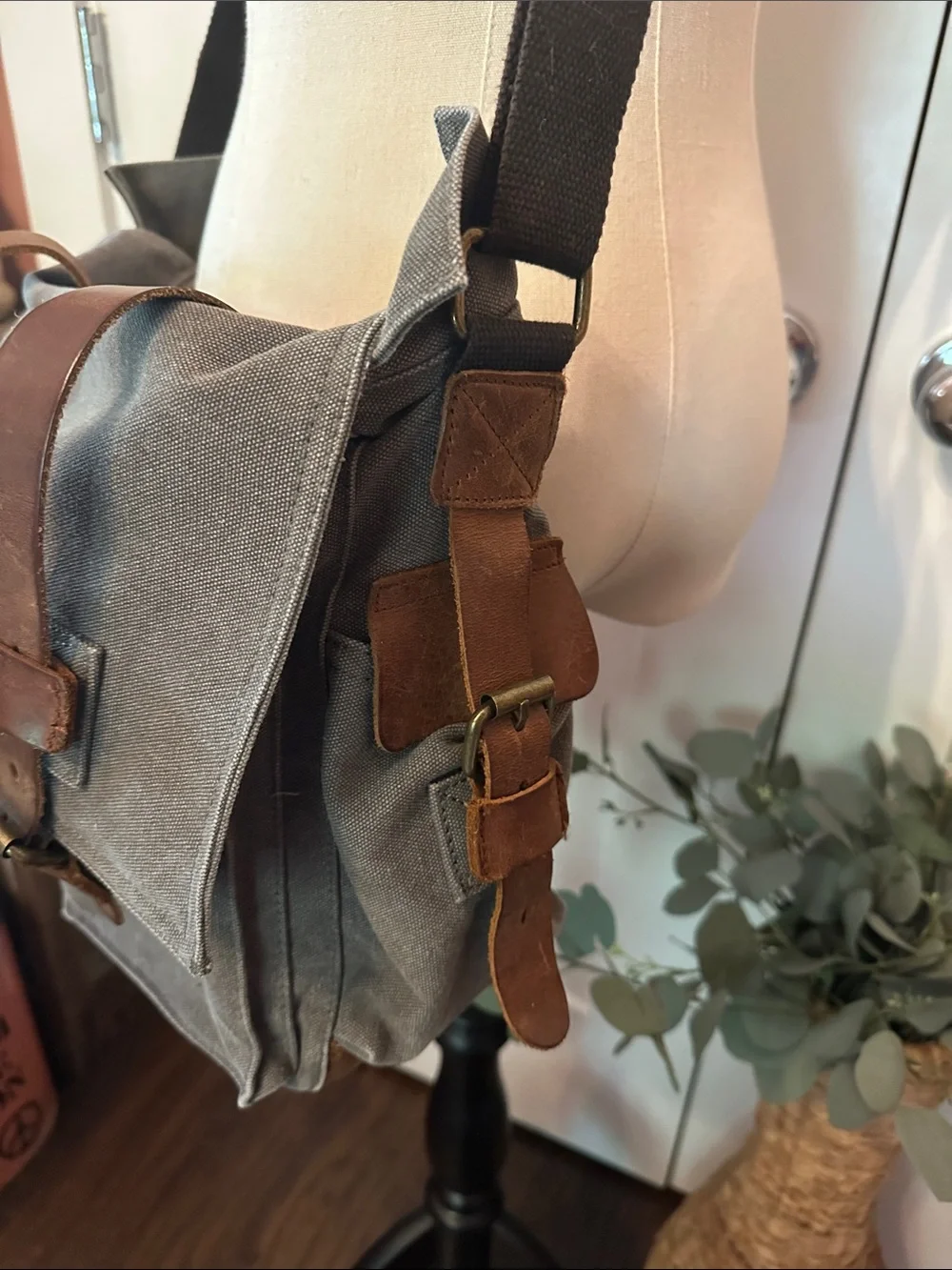 Kattee camera Canvas Messenger Bag dark dusty gray Brown Leather Trim